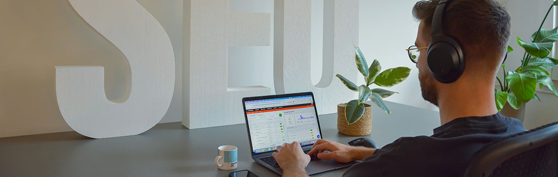 Master Digital Marketing Online: Growth Tips: Master online advertising, captivate audiences, and drive results with proven strategies for standout campaigns!