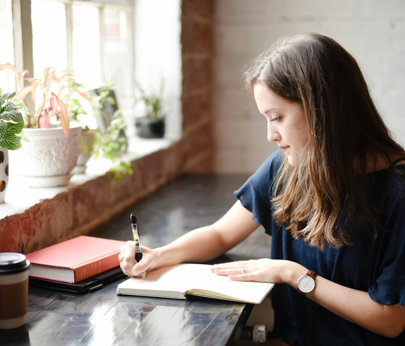 Redacción universitaria 101: Cómo Escribir un Trabajo de Investigación Académico a Nivel Universitario