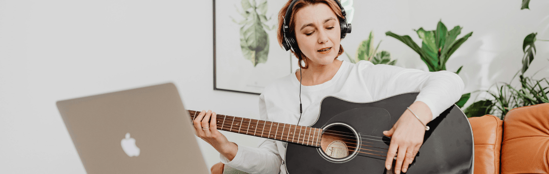 Authentic Songwriting in the Age of AI: Songwriting online class to write, record & produce authentic songs with AI. An 8-week journey to bring your music to life.